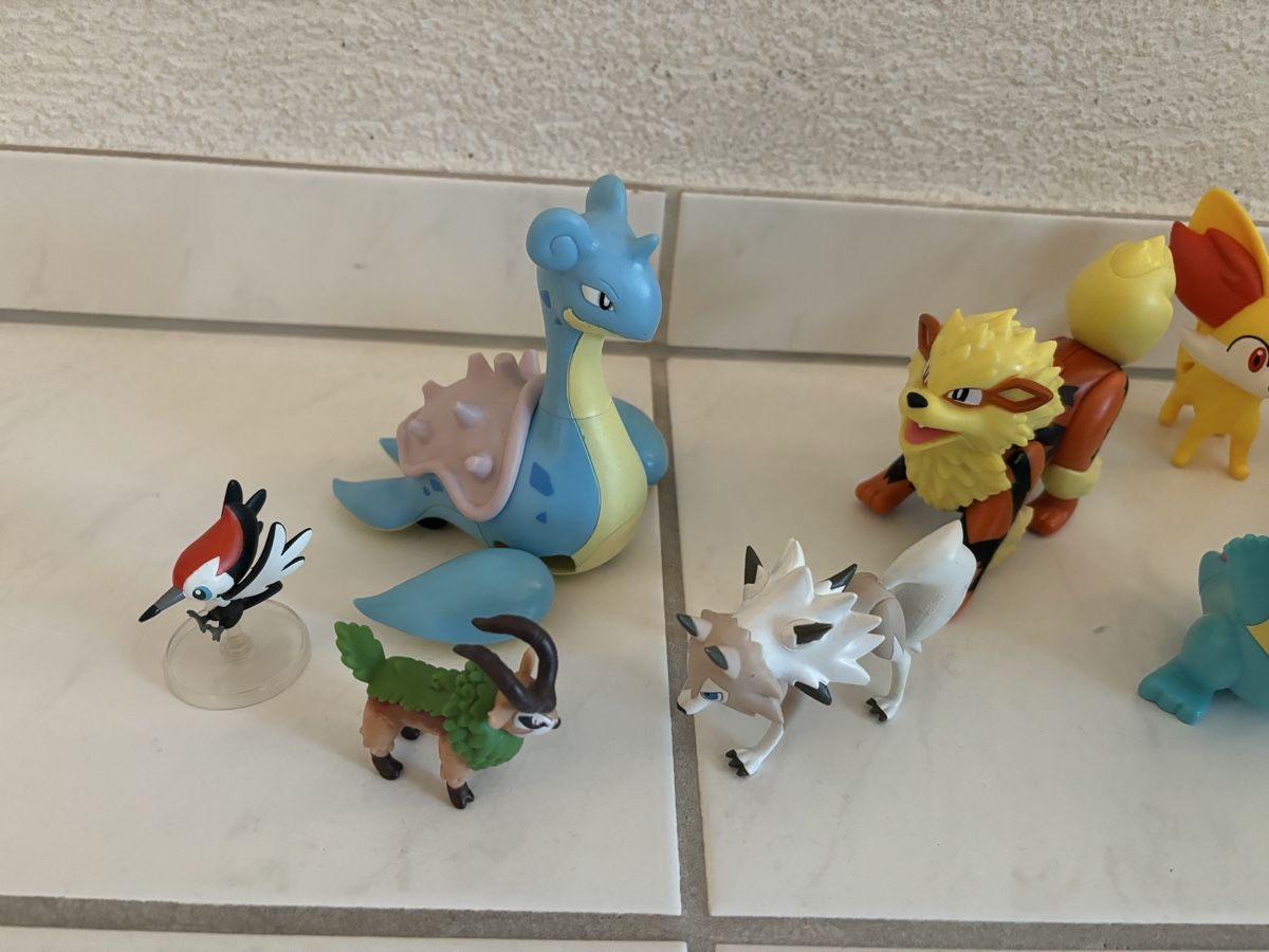 Pokémon Figuren: Diverse Pokémon Figuren – Gebraucht aus Uetikon am See von Winnieclaudia 1