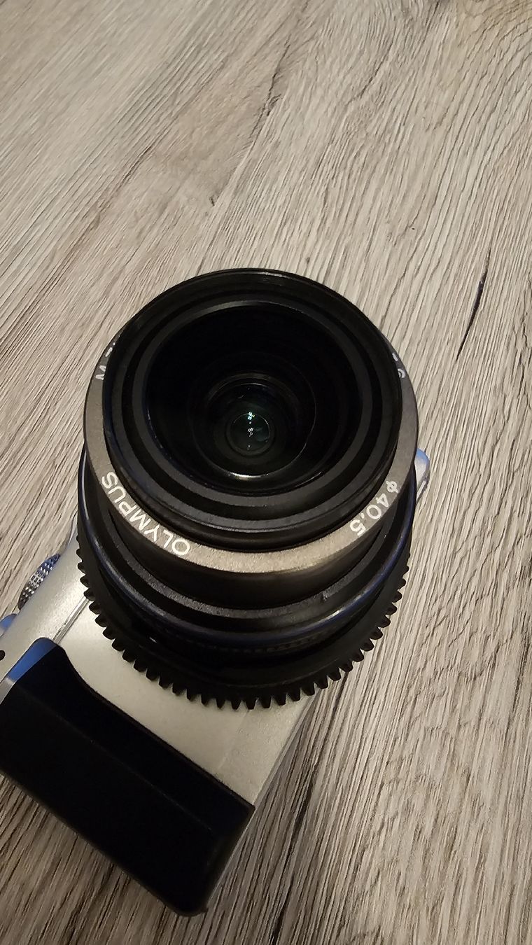 Olympus Fotocamera: Olympus PEN E-PL1 mit unterwassergehäuse – Usato da Naters venduto da tim_7q2x 3