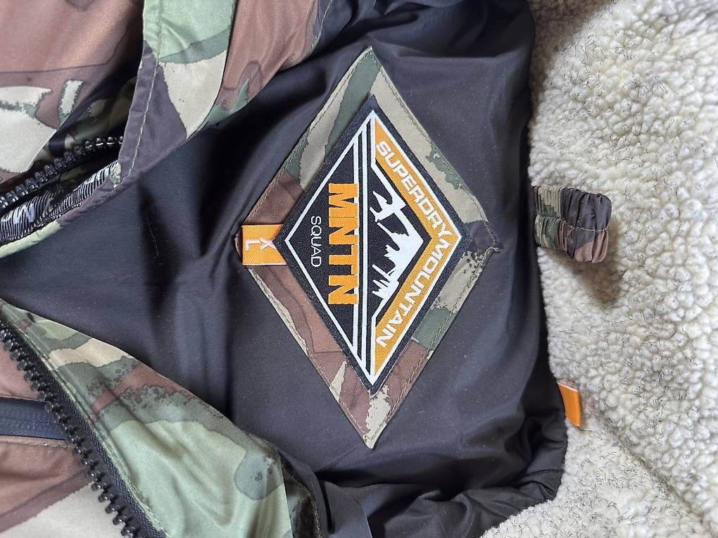 Jacken: Superdry Mountain Winterjacke – Gebraucht aus Muri AG von ron_97s5 2