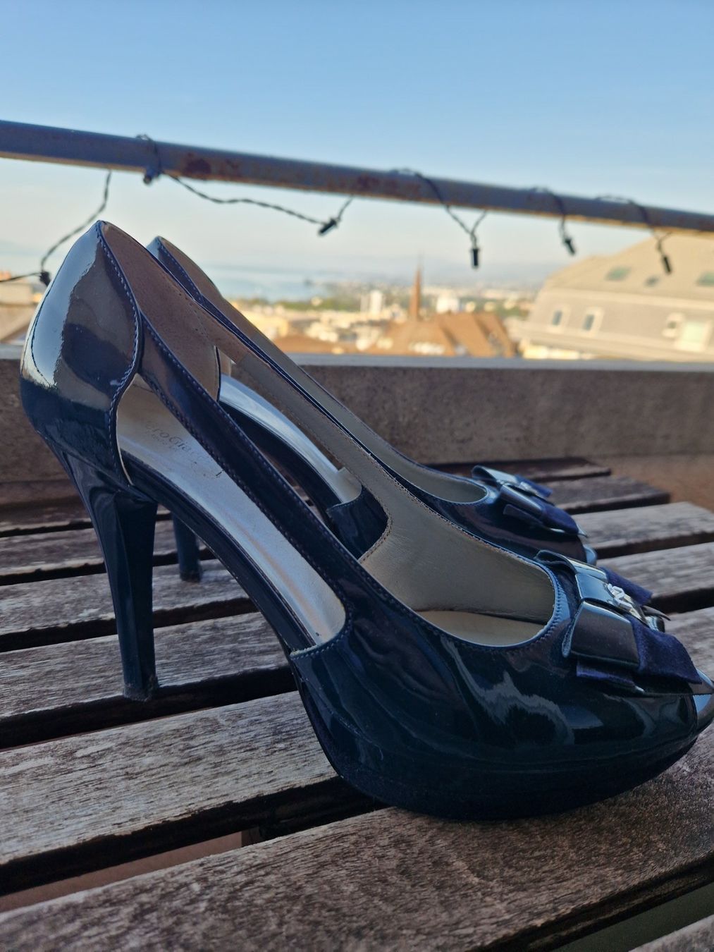 Scarpe da donna: Beautiful pumps Nero Giardini like new – Nuovo (secondo la descrizione) da Lausanne venduto da Issss 1