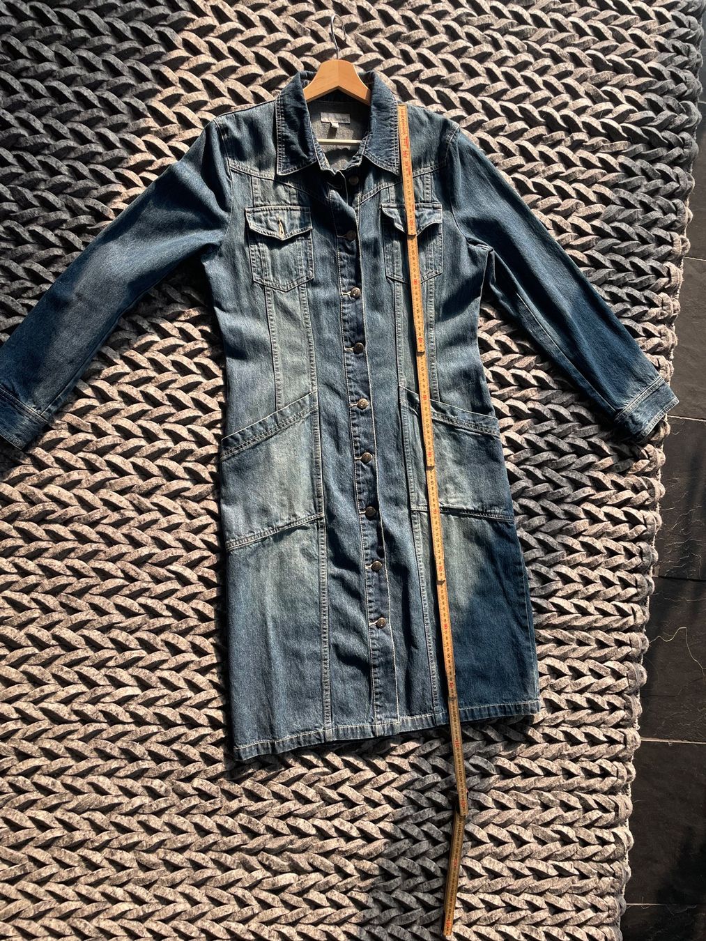 H&M Vestiti: Jeanskleid oder Mantel Hennes blau Grösse 42 – Usato da Coldrerio venduto da Theres2004 7