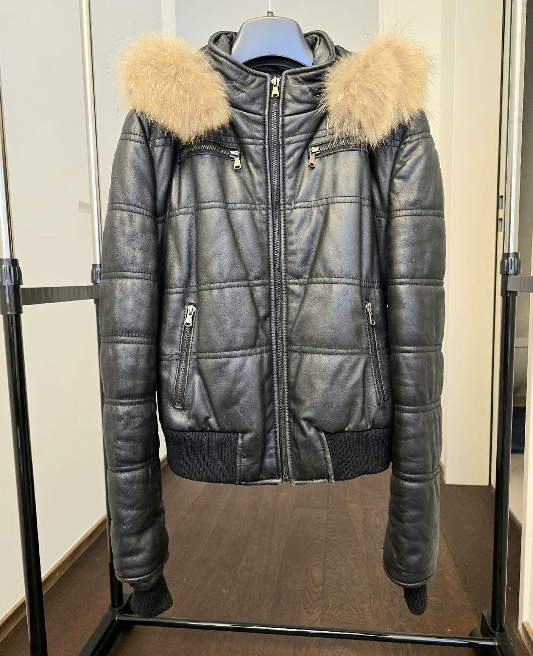 Giacche: Bruno Morelli Echtpelz Winter Jacke, Echtleder Gr.36 – Usato da Rorschacherberg venduto da Olgamedved