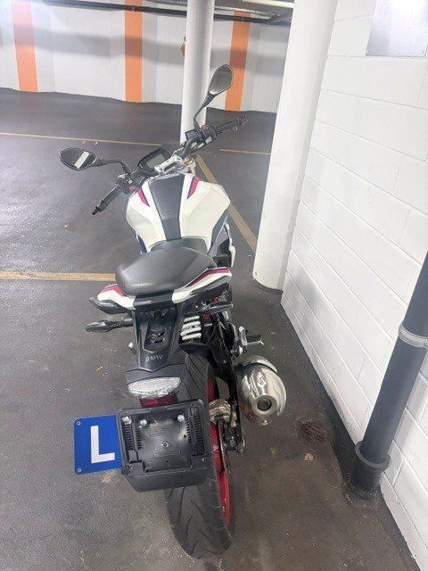 BMW Strada: BMW G310 R – Usato da Basel venduto da janamts 3