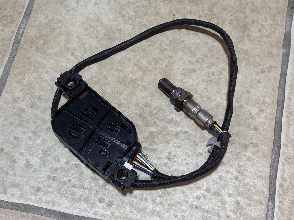 Volkswagen Alle Autoersatzteile: Original VW NOx Sensor mit Steuergerät VW T6 2.0 – Neu (gemäss Beschreibung) aus Visp von RobDz 5