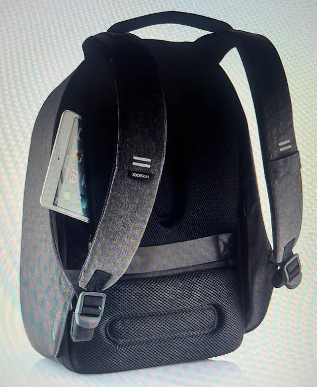 Zaini: Anti Diebstahl Rucksack – Usato da Rüfenacht BE venduto da ang_qj88 2