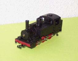 Rivarossi H0 1131: Tender-Dampflok 835 der FS mit Licht, neu