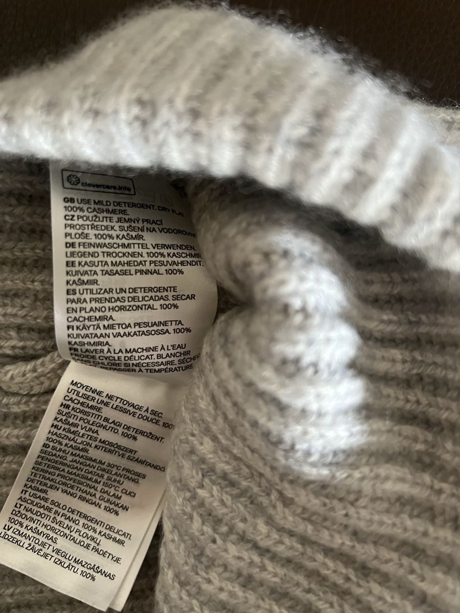 H&M Copricapi, berretti & cappellini: Mütze, 100% Kaschmir – Usato da Zürich venduto da Nora321 4