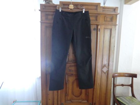Jack Wolfskin Herbst/Winterhose, neuwertig, schwarz