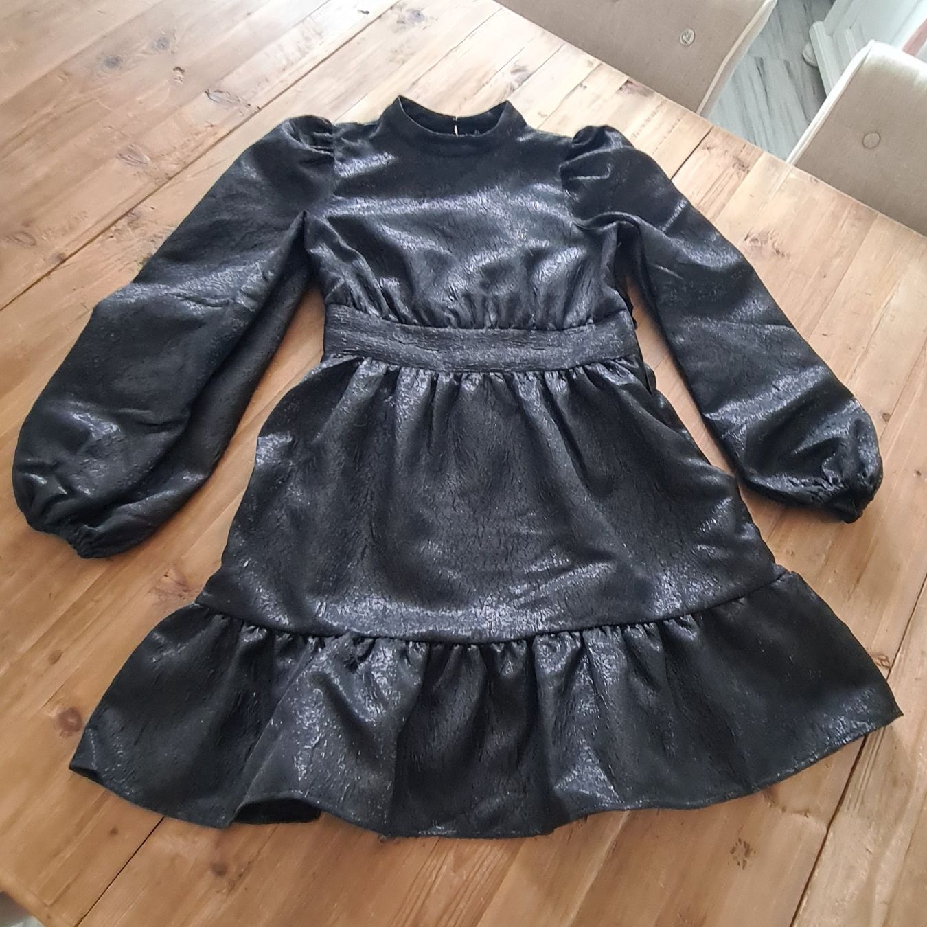 Kleider: Elegantes, schwarzes Kleid - – Gebraucht aus Zofingen von nena-0809 1