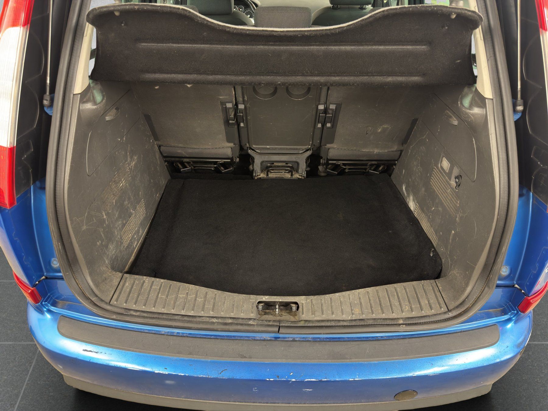 Ford Autos: Ford Focus C-Max 2.0 TDCI – Gebraucht aus Eschert von claude033 7