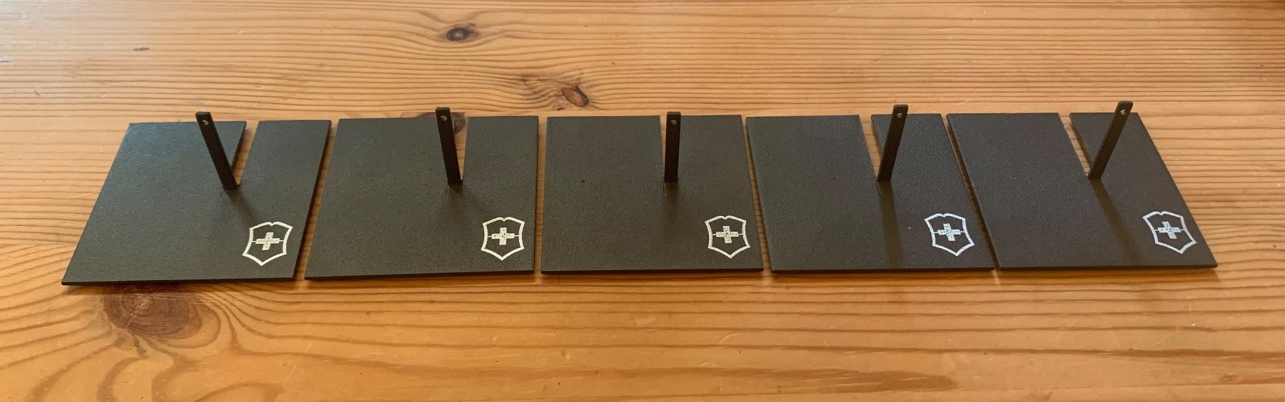 Victorinox Coltelli tascabile: 5x Victorinox Sackmesser Ständer – Nuovo (secondo la descrizione) da Dotnacht venduto da tmn_8