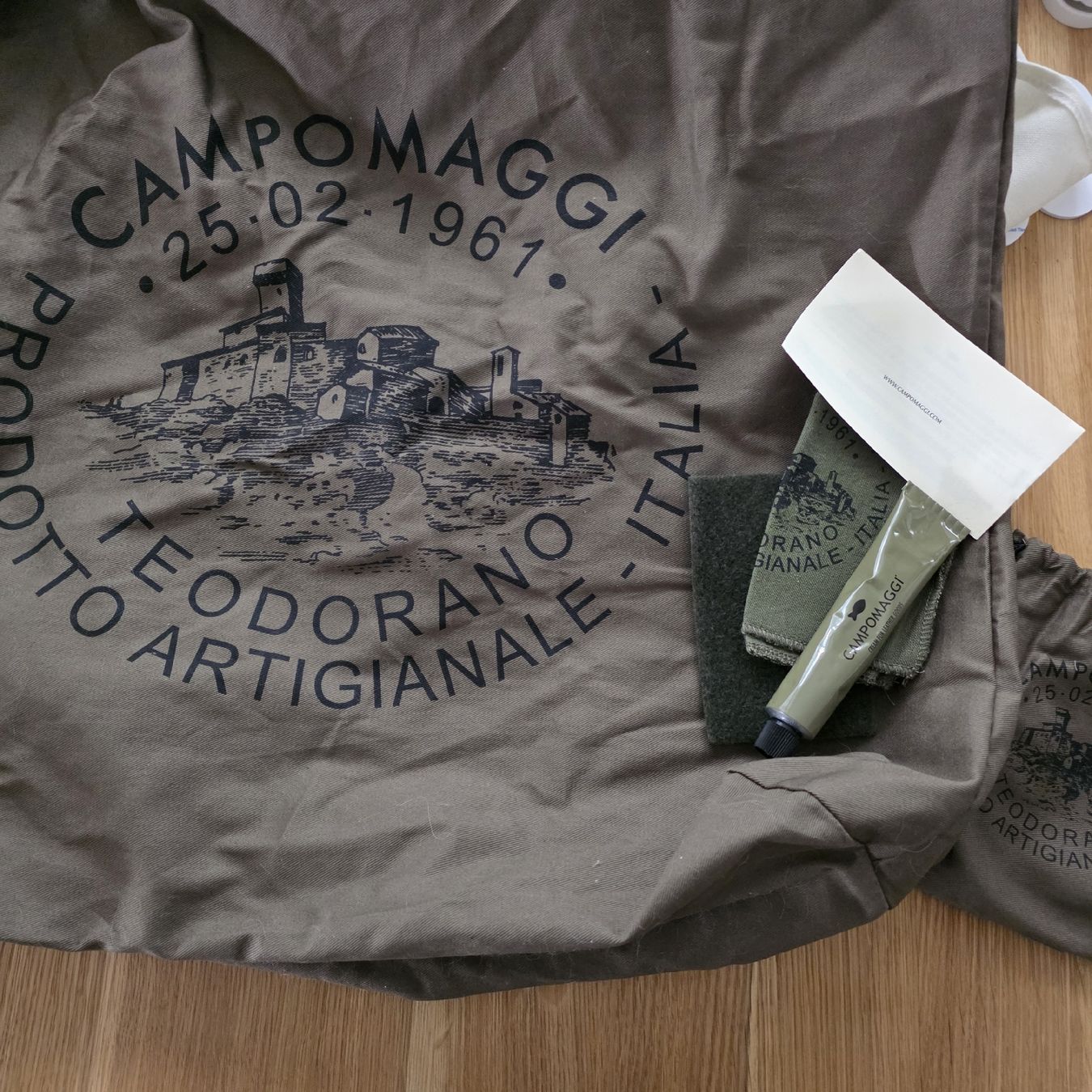 Campomaggi Borse da donna: wunderschöne grüne Ledertasche von Campomaggi  – Nuovo (secondo la descrizione) da Rickenbach b. Wil venduto da diepe 5