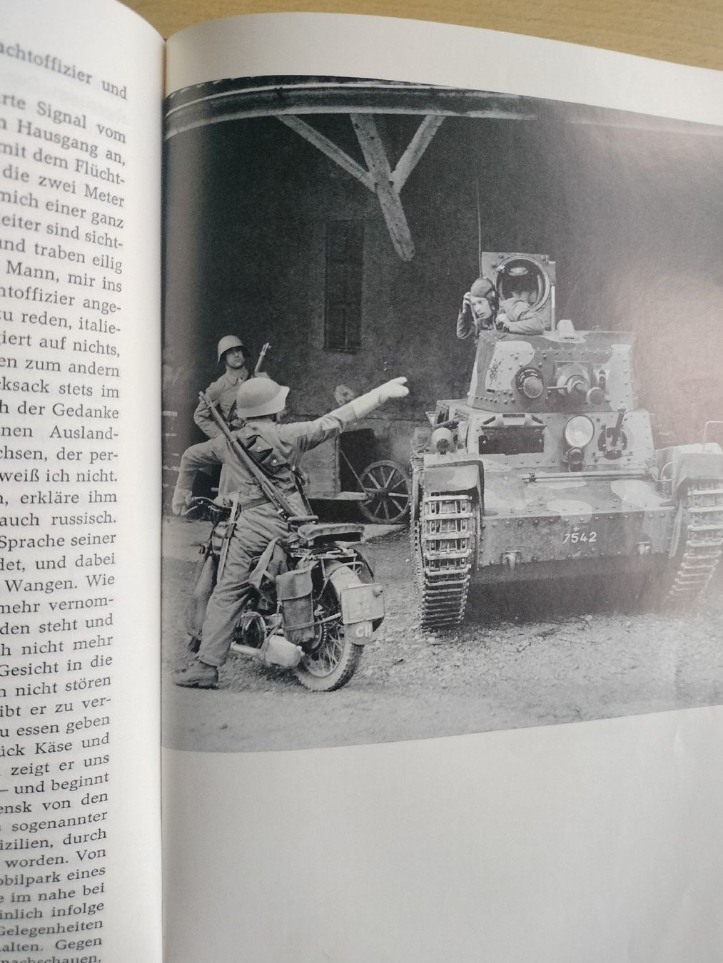 Libri: Schweizer Armee Militär Buch von 1959 – Usato da Schwanden Sigrisw venduto da len_9yqg 8