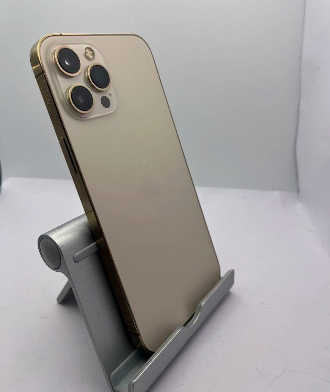 Apple Telefoni cellulari / Smartphones: iPhone 12 Pro Max (128GB) Akku 97% – Usato da Luzern venduto da Waince786
