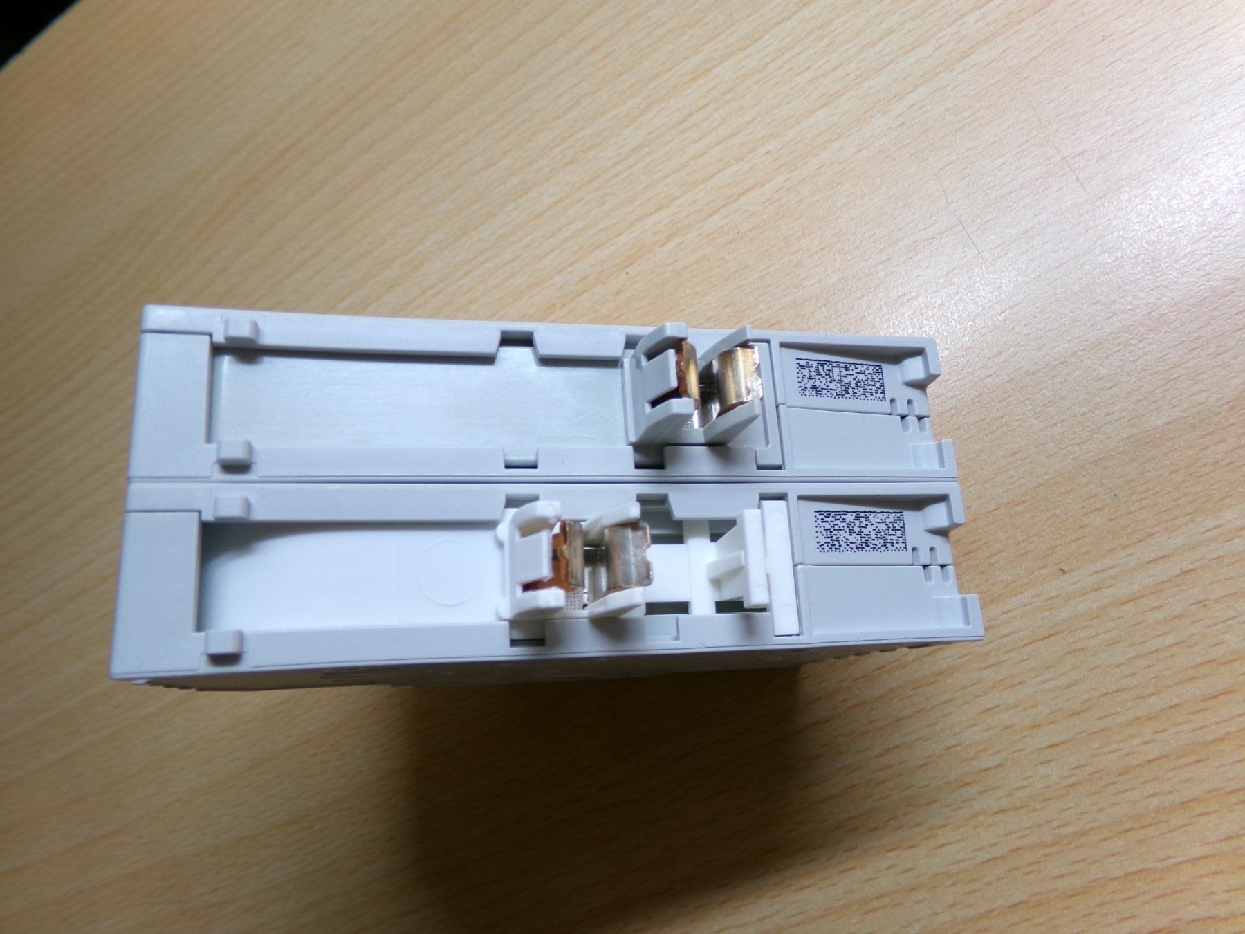 ABB Interruttori: LS L+N C10 ABB-smissline-S – Usato da Hombrechtikon venduto da Maloev17 6