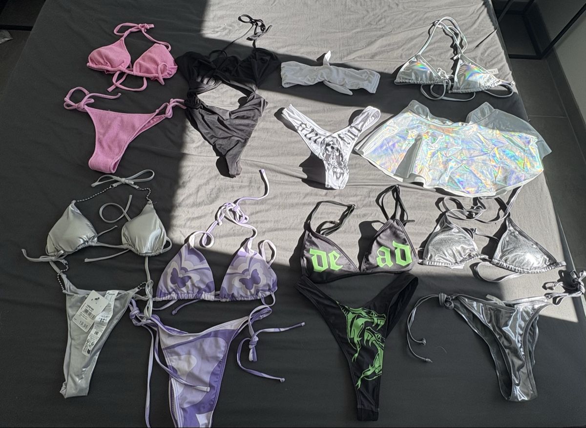 Costumi da bagno & Bikini: bikini da donna taglia S – Nuovo (secondo la descrizione) da Giubiasco venduto da mol_f9mf