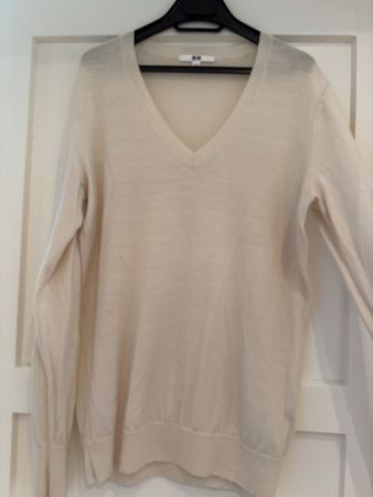Uniqlo Pulli Gr. L