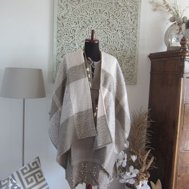 Comma Damen Poncho - Leichter Überwurf Aus Viskose Und Polyamid