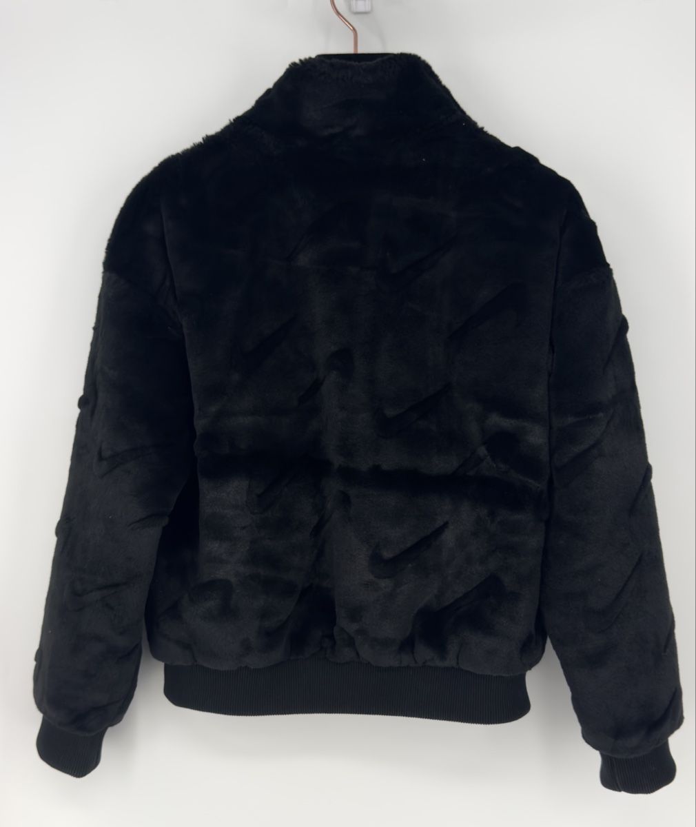 Nike Jacken & Mäntel: # KIDS - Jacke Gr. 146/156 - NIKE # – Gebraucht aus Bolligen von secondhand-with-love 2