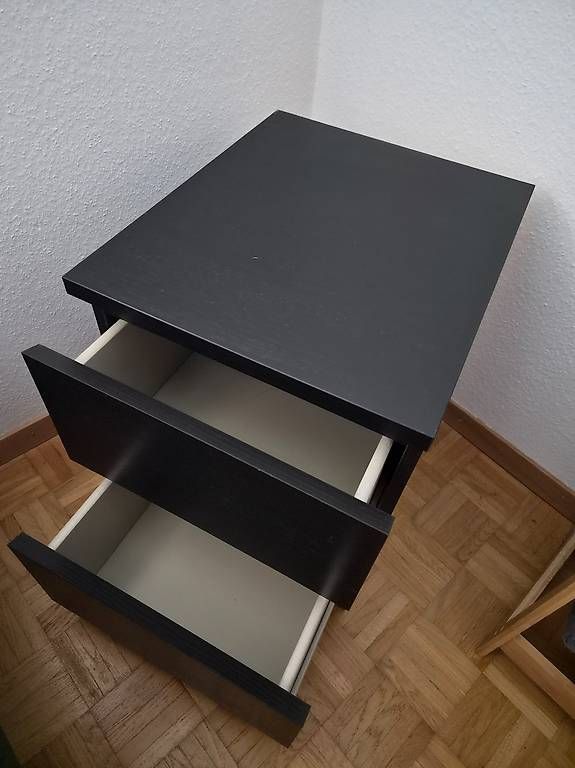 Comodini: Reserviert: 2x Kullen Ikea Nachttisch schwarz – Usato da Nussbaumen AG venduto da Jaycee 1