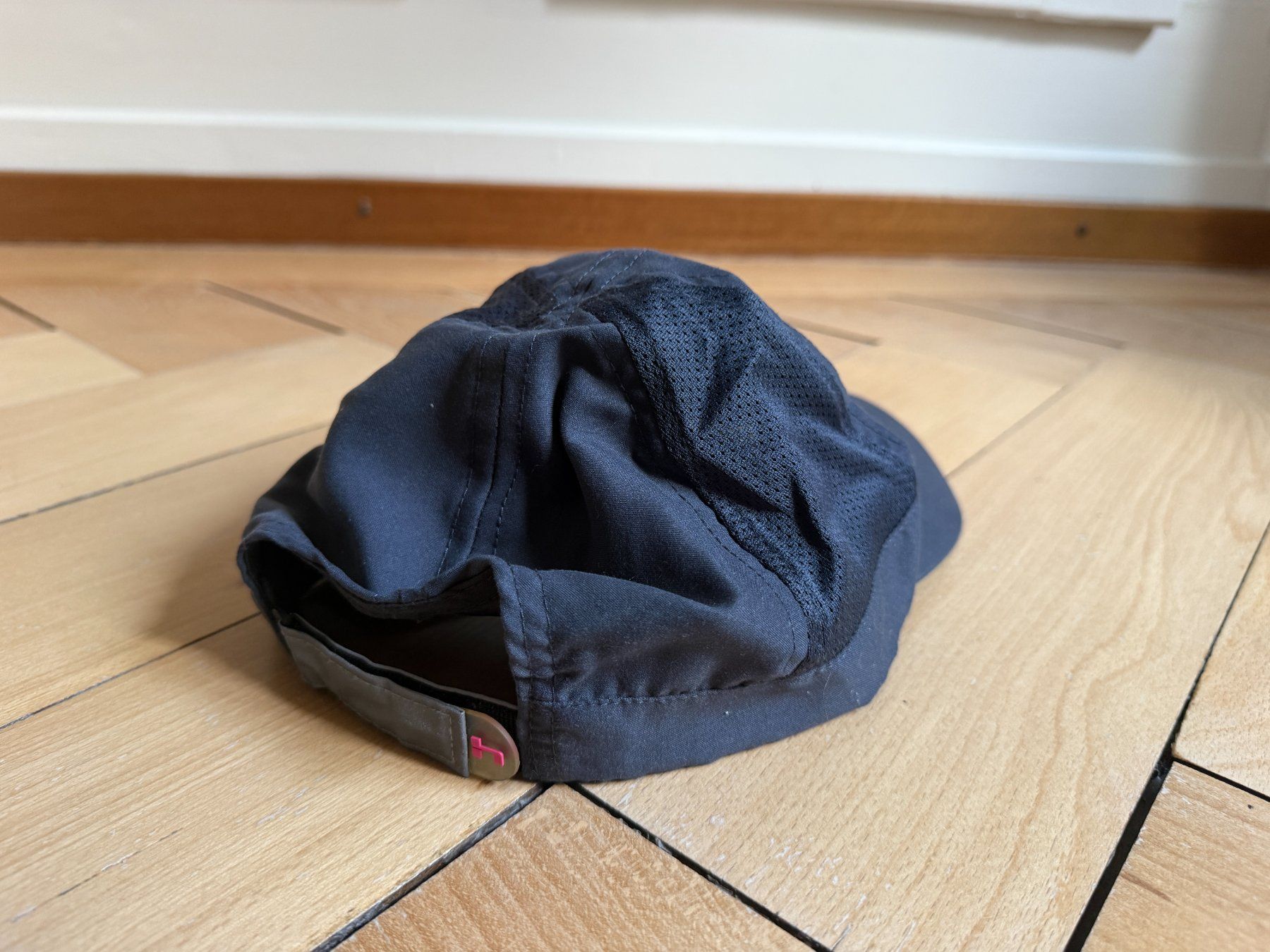Copricapi, berretti & cappellini: HIND - Sport Cap dunkelgrau – Usato da Zürich venduto da Diazaio 1