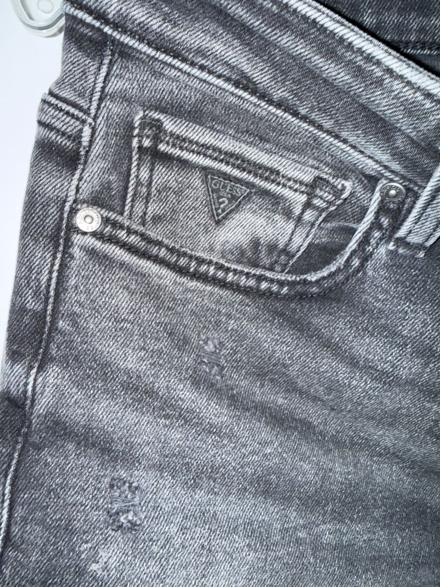 Guess Jeans: Guess Herrenjeans Top Zustand 33 – Nuovo (secondo la descrizione) da Kreuzlingen venduto da Bozzo75 5