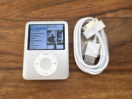 Neuer Akku! iPod nano 3 mit 4GB in Silber 