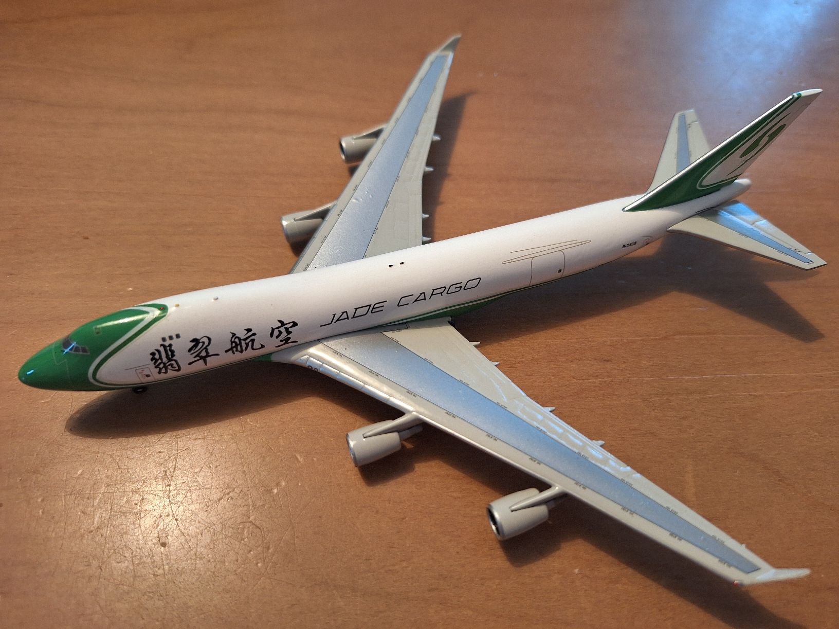 Boeing Kit di modellismo & Modellini statici: Jade Cargo Boeing 747-400F 1:400 B-2439 – Usato da Sargans venduto da nicsam1815 1