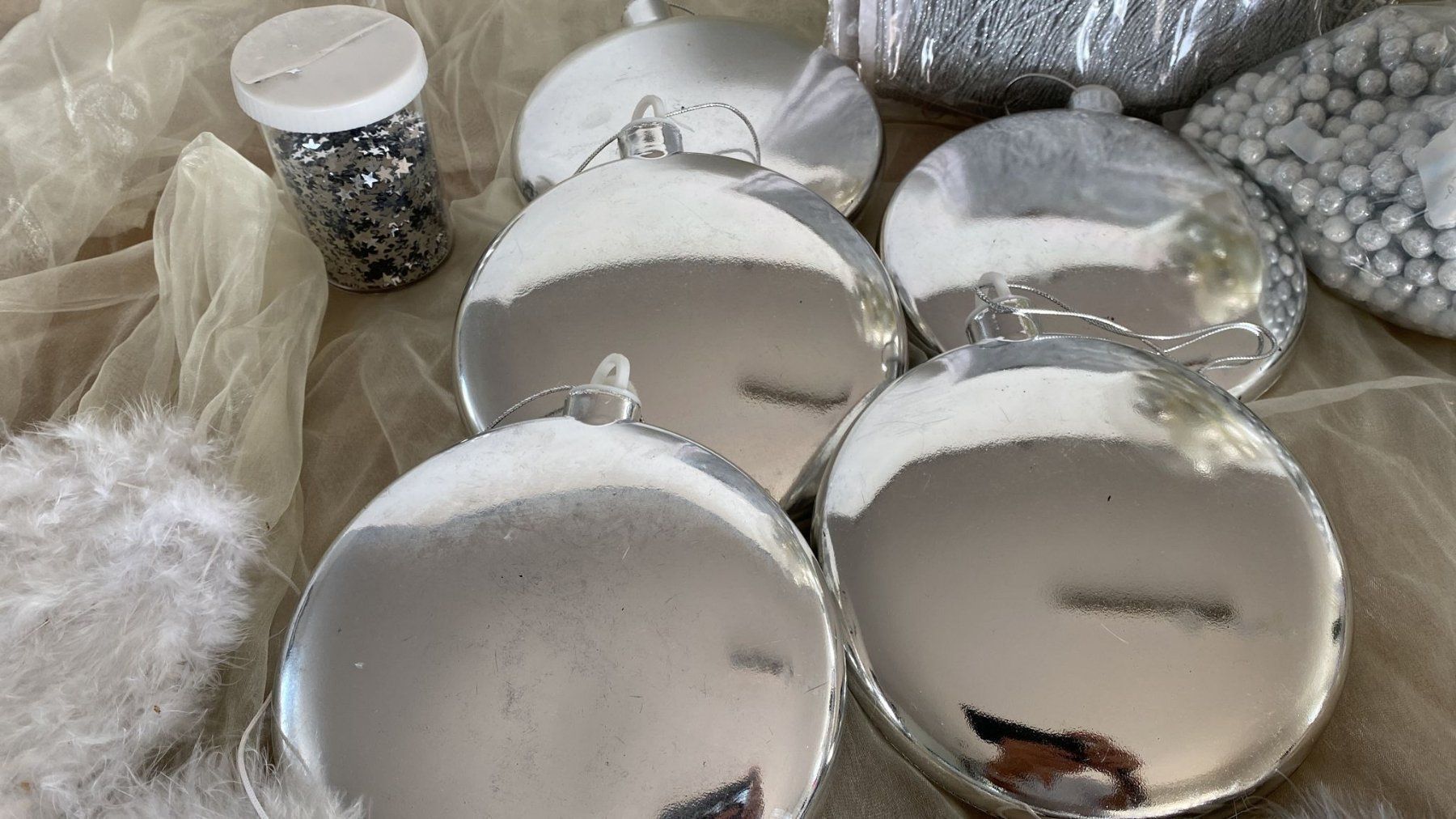 Tutte le decorazioni: Weihnachts Dekoration, silber, creme – Usato da Dagmersellen venduto da Arcticsnow2017 3