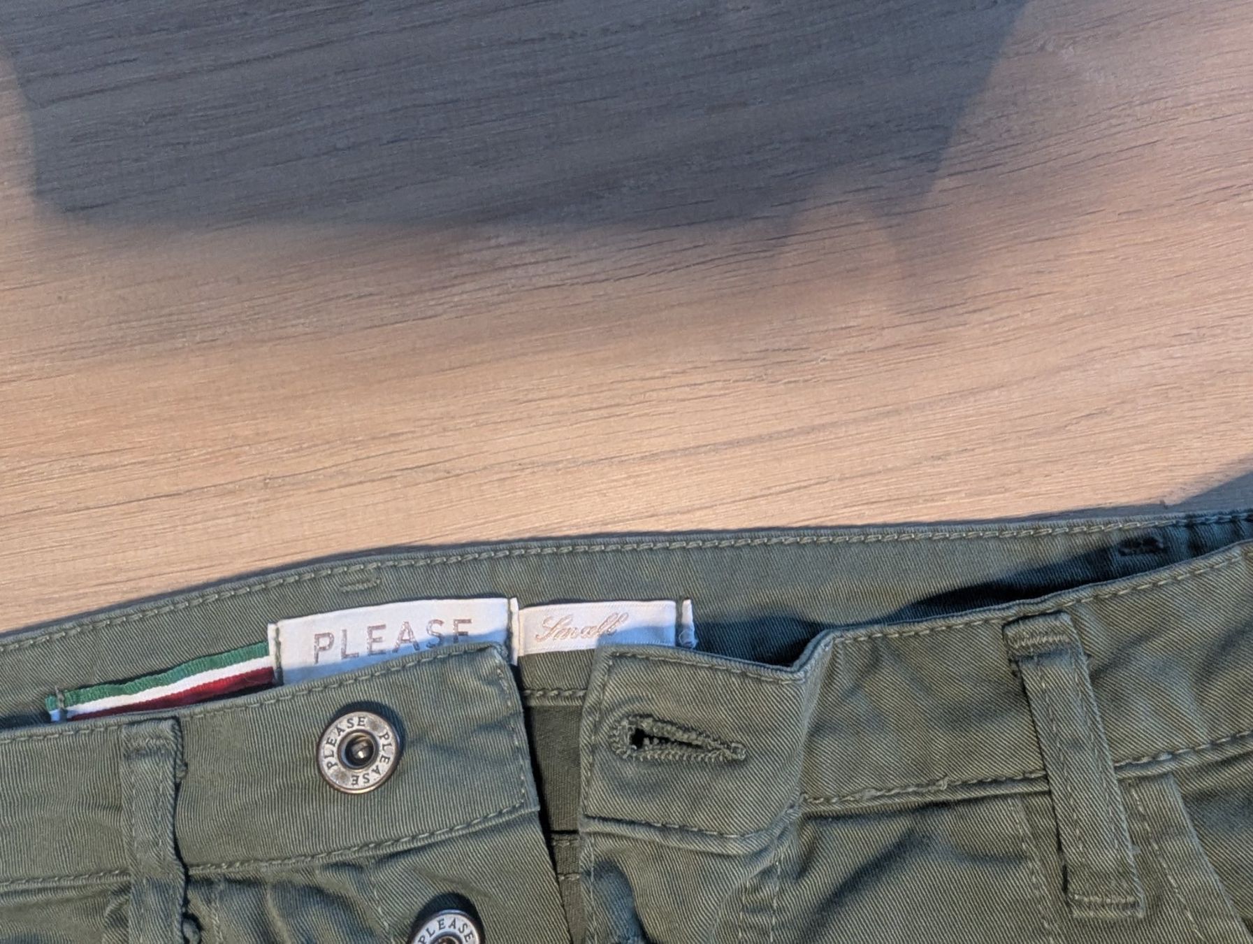 Pantaloni: 3 paar Hosen Please – Usato da Root venduto da Pfroeschli 4