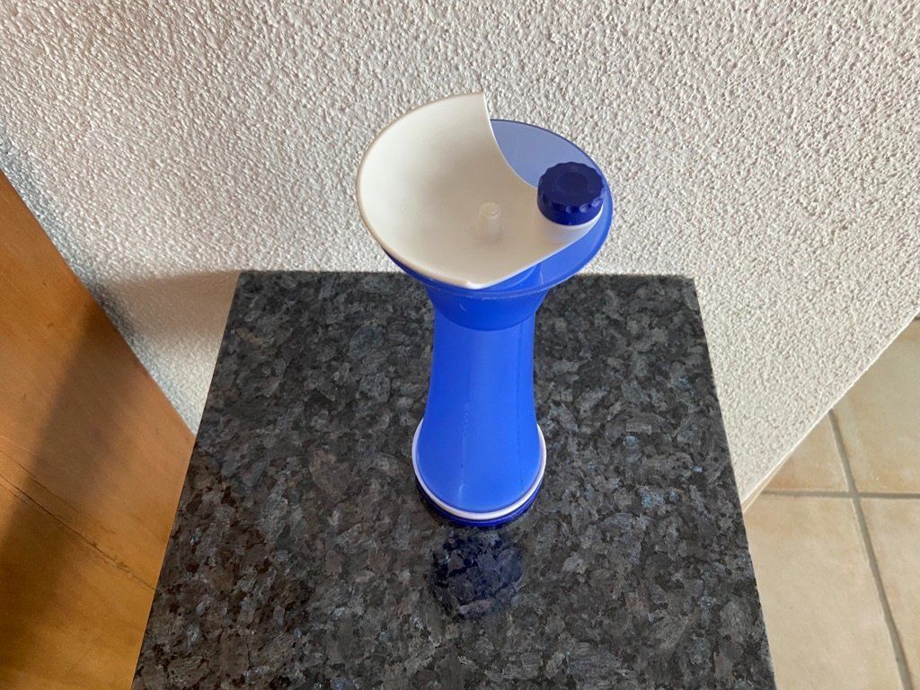 Tupperware Behälter & Ähnliches: Neuw. Tupperware Puderzuckermühle D 22 – Gebraucht aus Beatenberg von buy2you 3