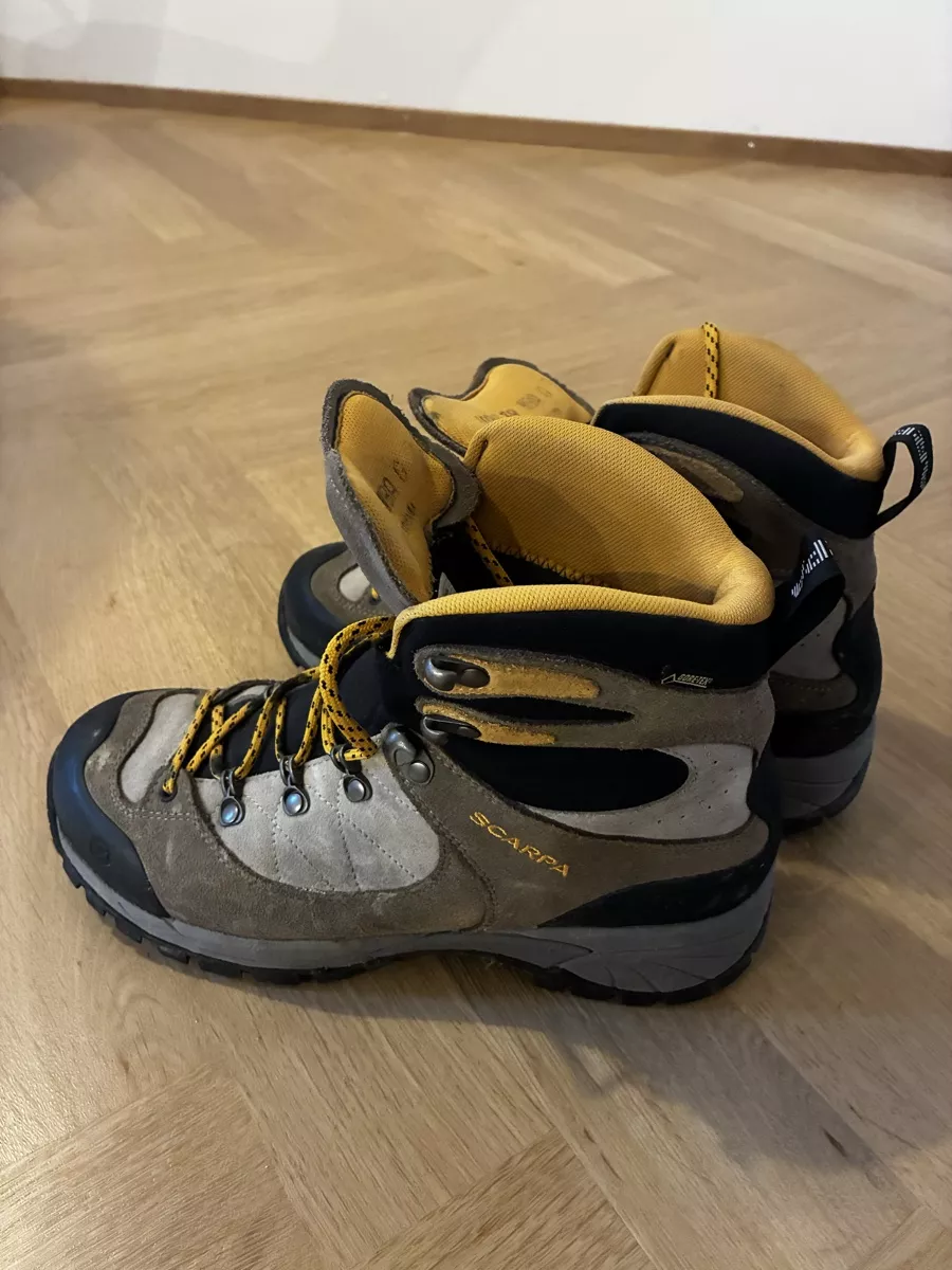 Scarpa Scarpe da uomo: Wanderschuhe 38-39 – Usato da Zürich venduto da j.v. 1