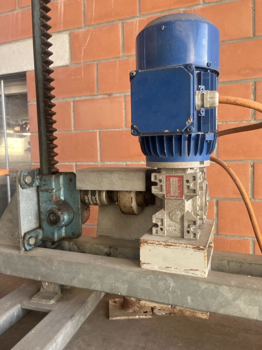 Sonstiges für Büro & Gewerbe: Cotnainerpress mit container – Gebraucht aus Basadingen von wabae 2