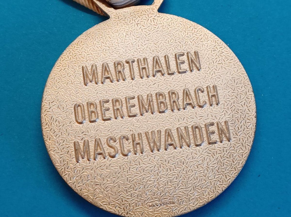 Medaglie: Spezialstich 1983  (C238) – Difettoso da Schwanden GL venduto da Suvorov 4