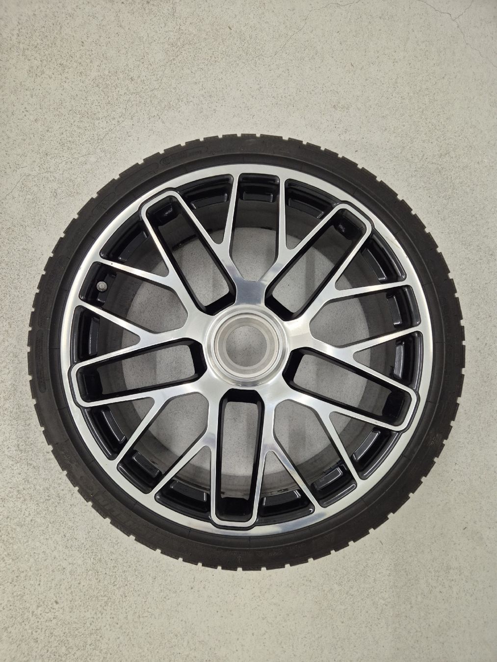 Porsche Pneumatici & Ruote complete: AB 1 CHF Porsche Kompletträder 20" – Usato da Zürich venduto da Luxemburgerli88 4