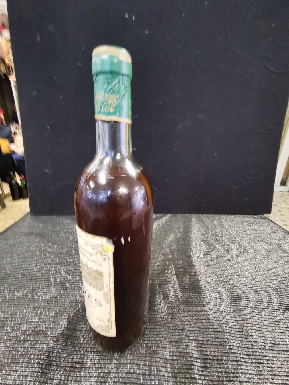 Vino: GRAVES 1972 – Nuovo (secondo la descrizione) da Genève venduto da Leboucheoreilles 3