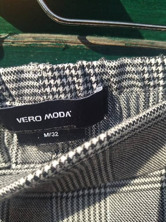 Pantaloni: Vero Moda Glencheck Trousers – Usato da Ochlenberg venduto da Pbw_ardrobe 1