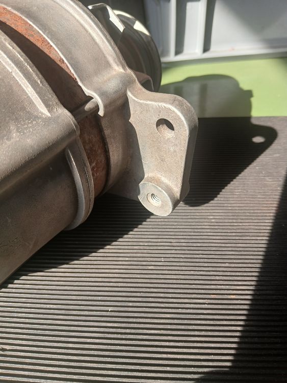 Bosch Tutti pezzi di ricambio auto: Original Oldtimer Lichtmaschine, Bosch, Unbek. Zustand! – Difettoso da Langenthal venduto da Egro50 4