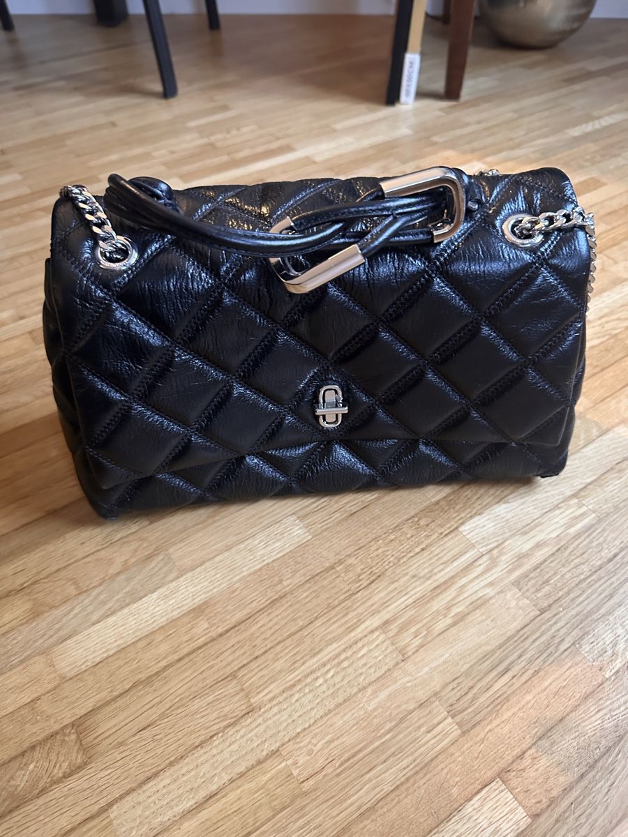 Marc Jacobs Borse da donna: Marc Jacobs, schwarze Ledertasche mit Silber – Nuovo (secondo la descrizione) da Männedorf venduto da Mag3