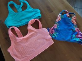 3 hauts de sport taille 152/158