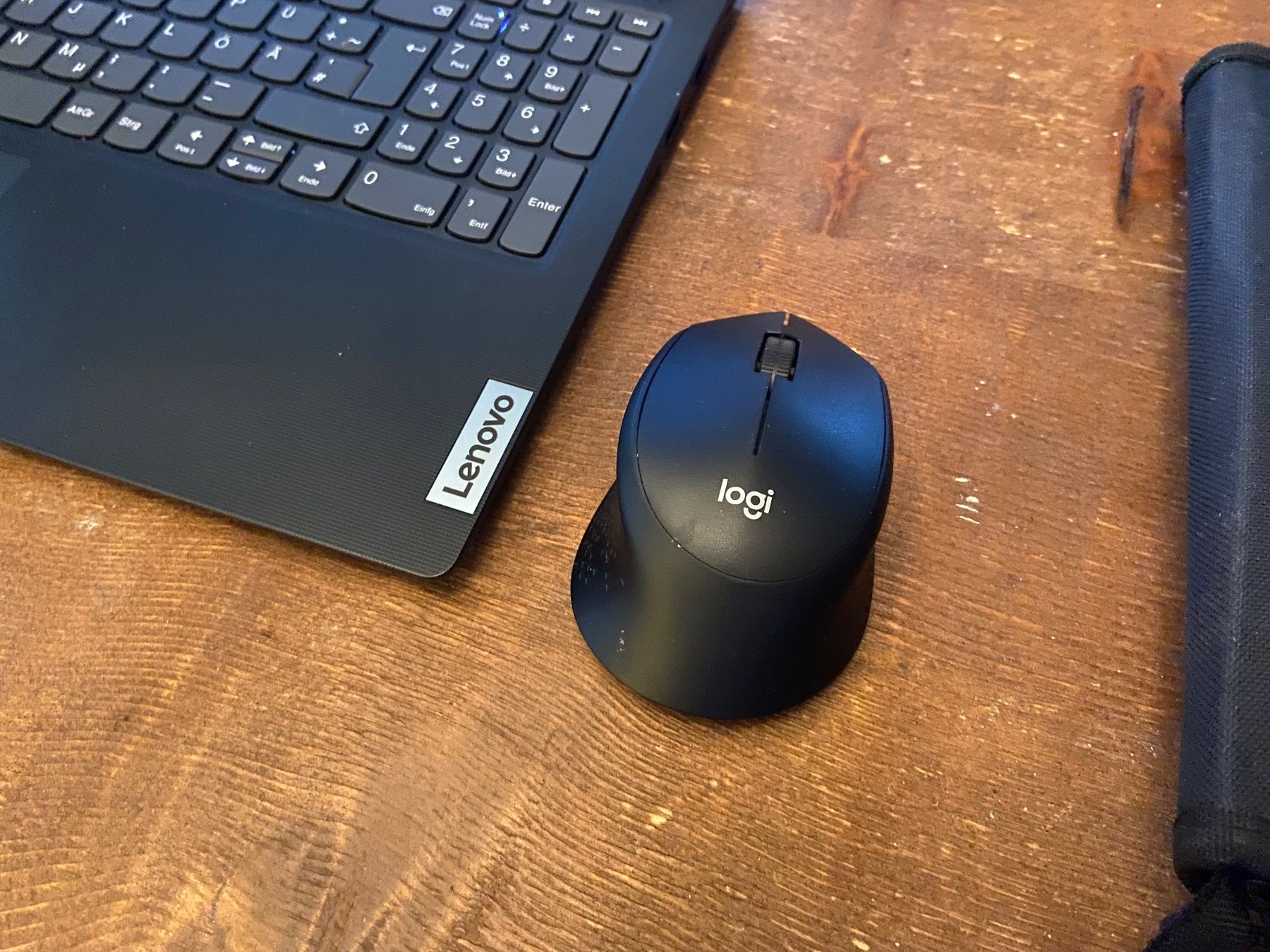 Lenovo Portables: Lenovo V15 Gen + Logitech Mouse (Wireless USB) – Neuf (Voir description) à Arni AG par mat_7fmx 1