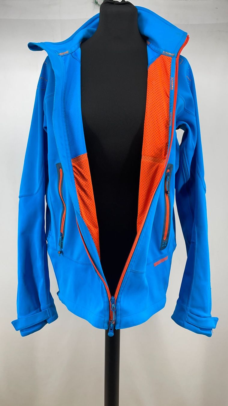Mammut Jacken: MAMMUT Eiger Extreme coupe-vent bleu Taille L – Gebraucht aus Lausanne von PlusValue_Lausanne 4
