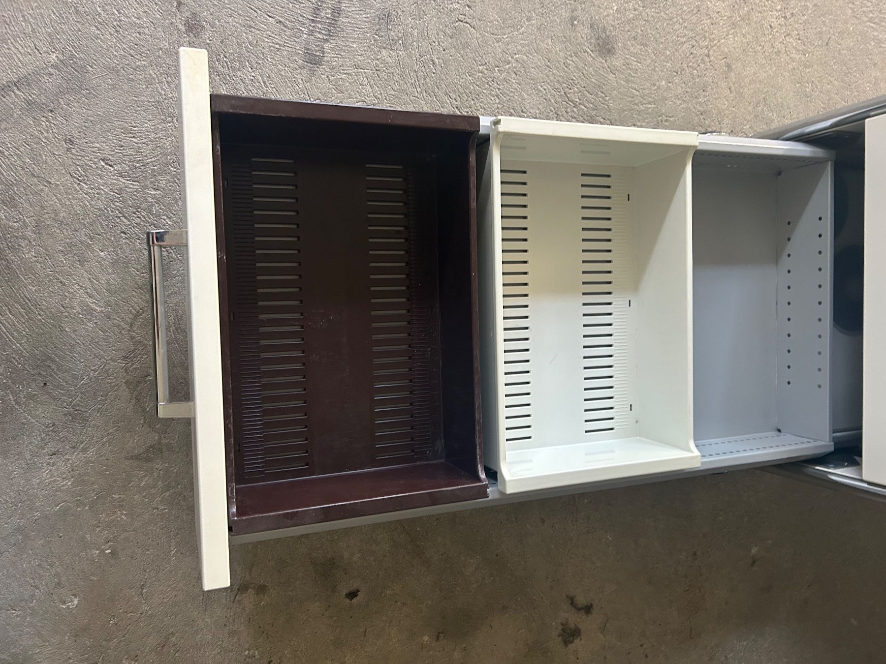 Eléments de bureau: Bosse modul space Rollcontainer NP 1400.- – D'occasion à Rorschacherberg par Svebe 7