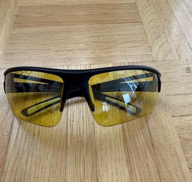 Uvex Occhiali & Lenti: Sportbrille von UVEX – Usato da Steffisburg venduto da Rita_Bau 2