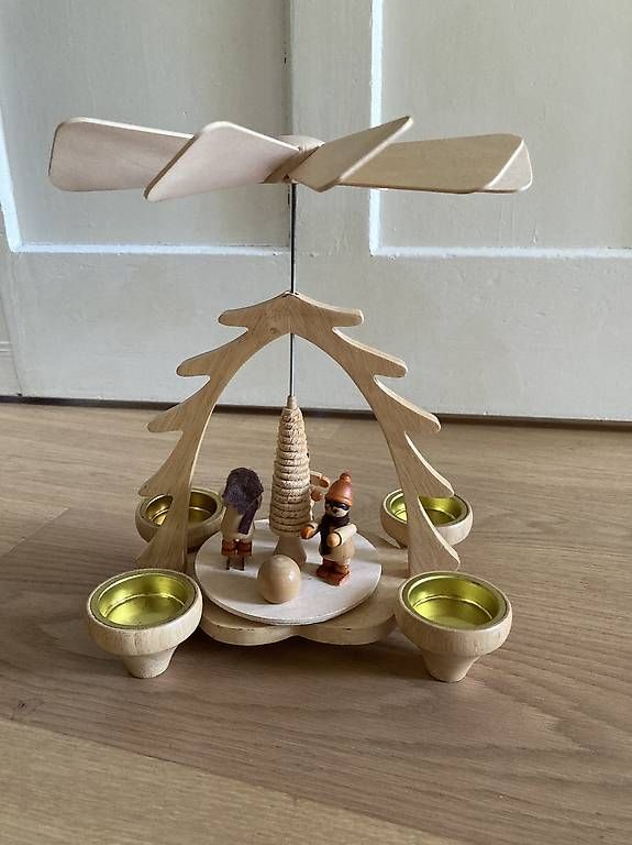 Tutte le decorazioni: Weihnachtspyramide – Usato da Bolligen venduto da abara1