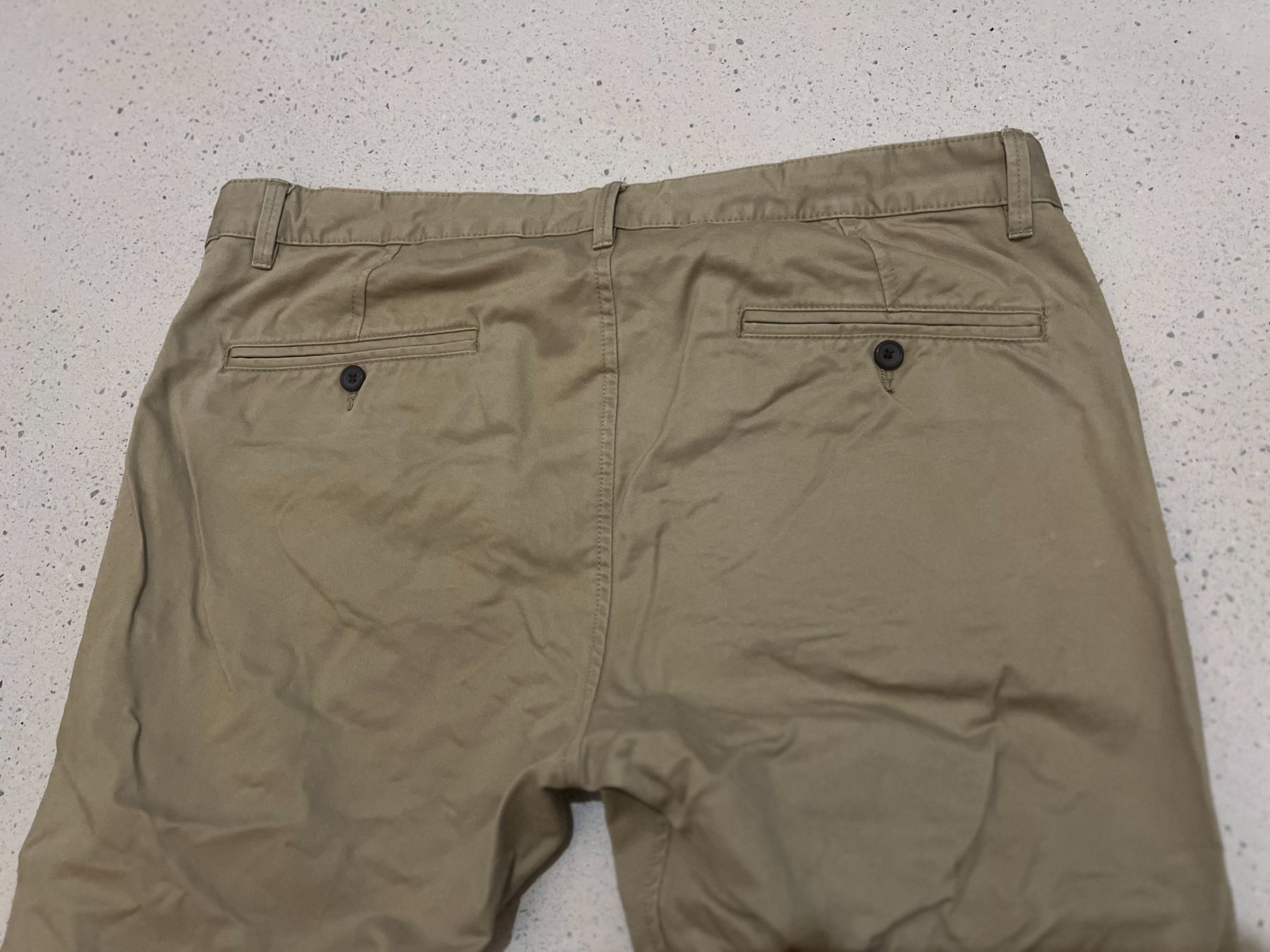 Esprit Pantaloni: Hose von Esprite Regular Fit Gr 34/34 – Usato da Alpnach Dorf venduto da MiKoMarkt 4