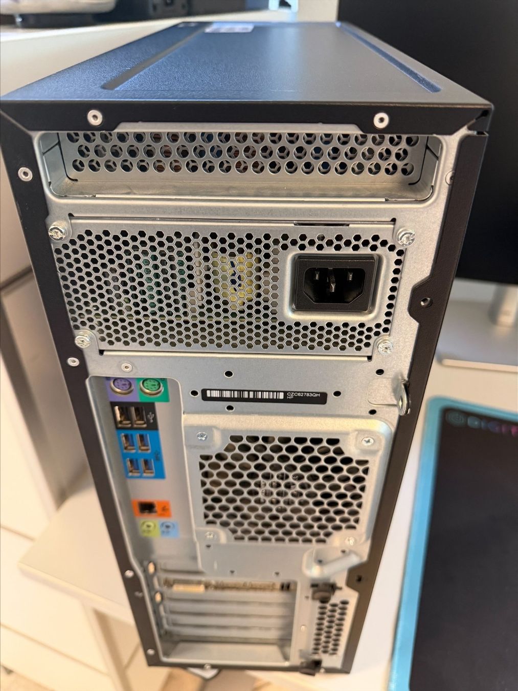 Hewlett Packard PCs: HP Z440 WorkStation – D'occasion à Zizers par Digitag0 3