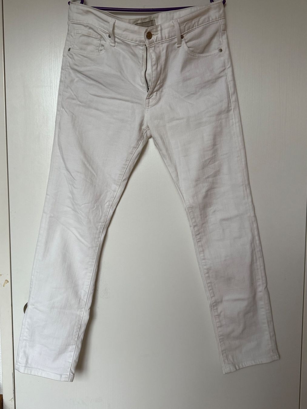 Uniqlo Jeans: Weisse Jeans, Gr. 32, Top Zustand – Usato da Birmensdorf ZH venduto da T_Richard 1