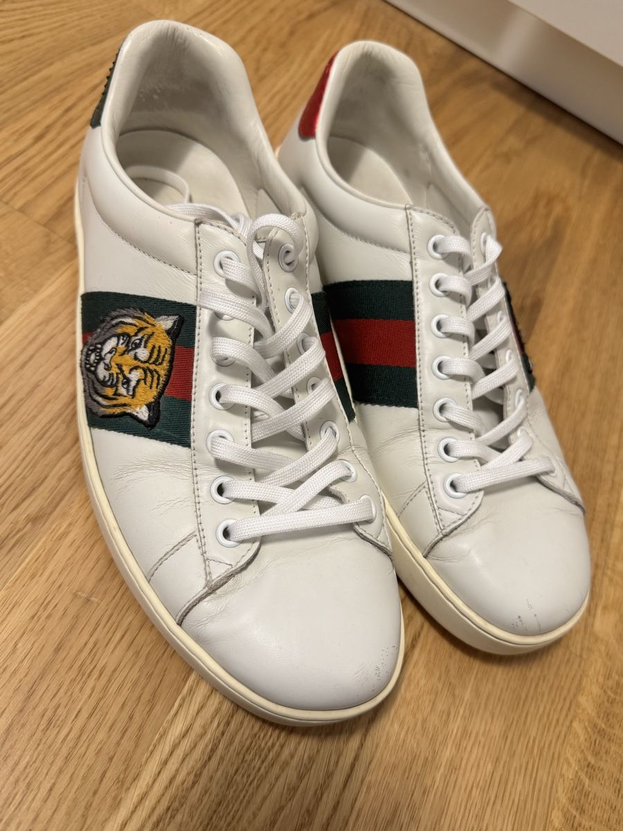 Gucci Scarpe da uomo: Gucci Schuhen grösse 40 – Usato da Volketswil venduto da Leoo.