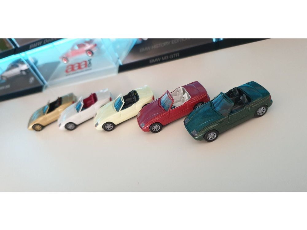 Herpa 034203, BMW Z4 ROADSTER, schwarz, für Spur H0, mit Originalverpackung